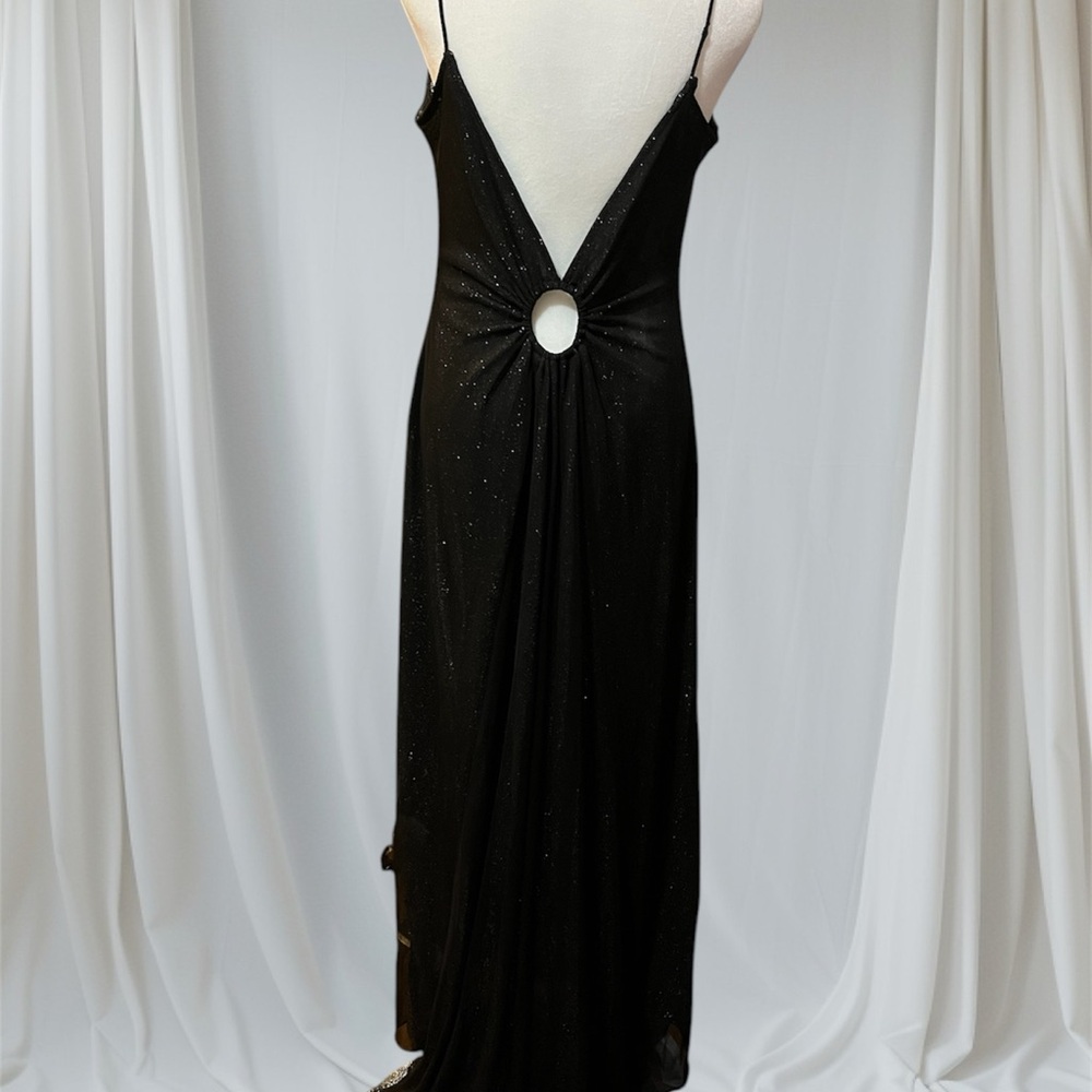 ((ITEM SOLD))‼️‼️Elegant Black Silver Sparkling Evening Dress With Small Train - Picture 2 of 5